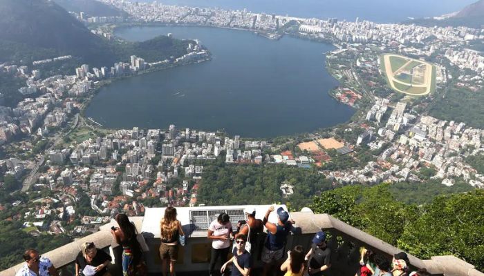  Gastos de estrangeiros no Brasil chegam a R$ 26 bilhões em 2024 